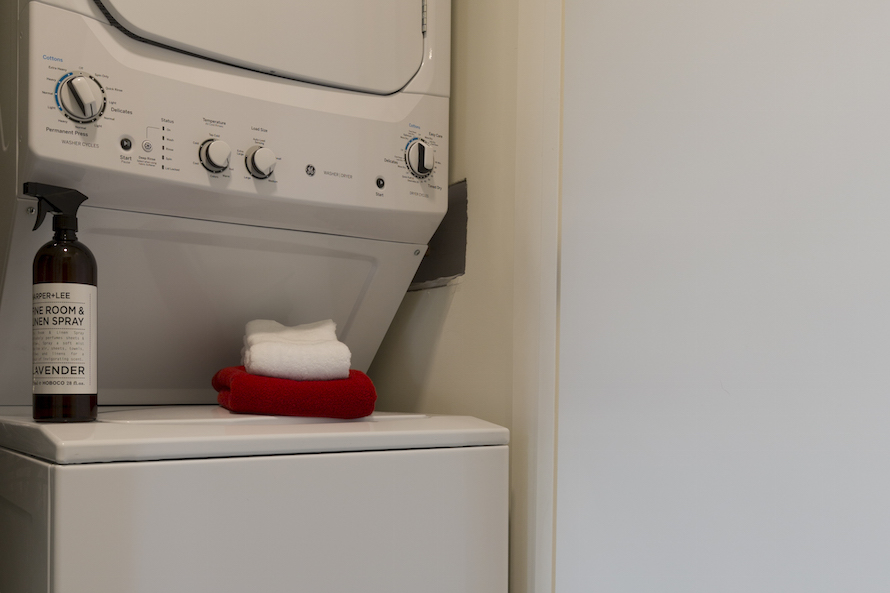 Corsair does laundry* (Or, why New Haven apartments need washer-dryers) post image